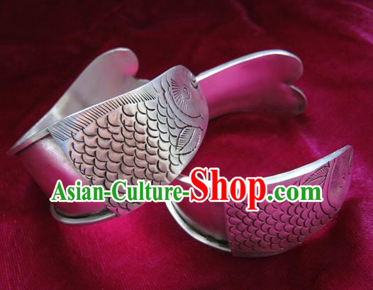 Chinese Miao Sliver Ornaments Carving Fish Bracelet Traditional Hmong Handmade Sliver Bangle for Women