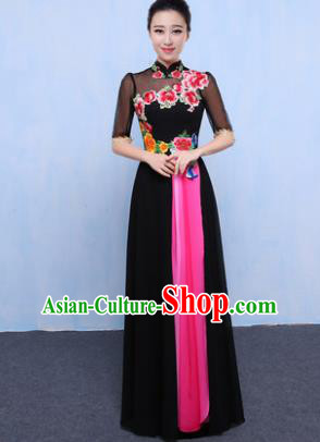 Chinese Traditional Chorus Singing Group Embroidered Costume, Compere Classical Dance Black Dress for Women