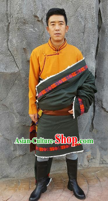 Chinese Traditional Zang Nationality Costume, China Tibetan Ethnic Clothing Atrovirens Tibetan Robe for Men