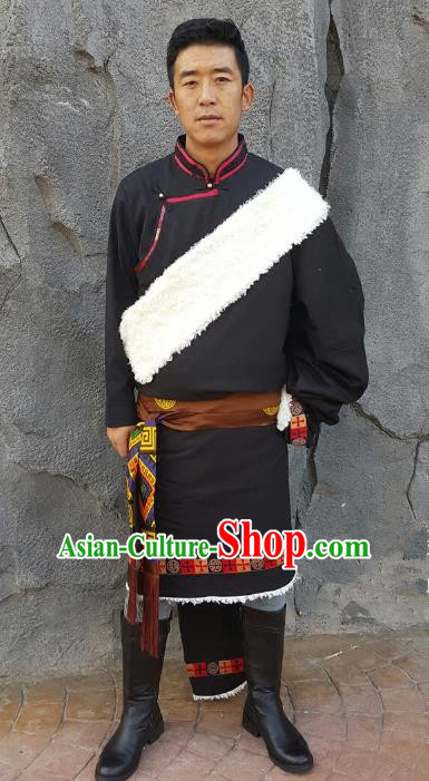 Chinese Traditional Zang Nationality Costume, China Tibetan Ethnic Clothing Black Tibetan Robe for Men