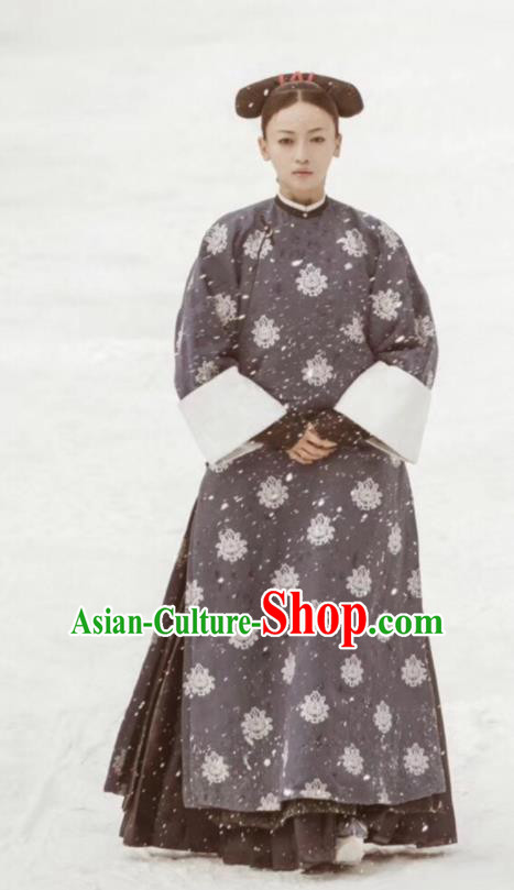 Chinese Ancient Qing Dynasty Court Maid Story of Yanxi Palace Embroidered Costumes for Women