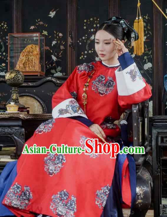 Chinese Ancient Qing Dynasty Manchu Imperial Consort Story of Yanxi Palace Embroidered Costumes and Headpiece for Women