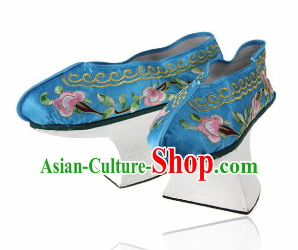Asian Chinese Ancient Qing Dynasty Palace Saucers Shoes Traditional Blue Embroidered Shoes for Women
