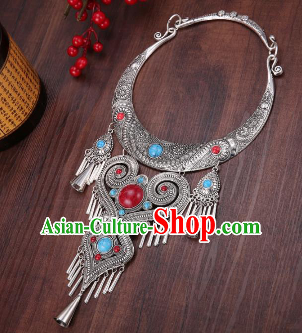 Chinese Traditional Jewelry Accessories Miao Minority Wedding Carving Necklace for Women