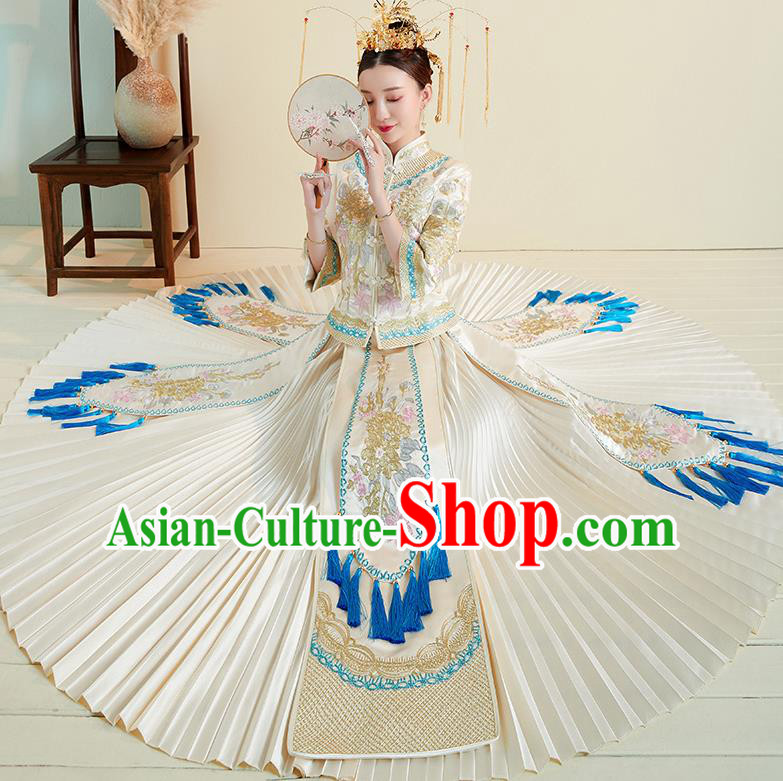 Chinese Traditional Embroidered Peony White Xiuhe Suits Ancient Bride Toast Wedding Costumes for Women