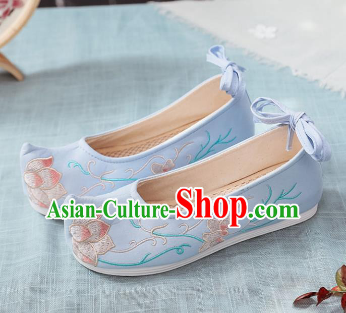 Traditional Chinese Wedding Shoes Opera Shoes Ancient Princess Shoes Hanfu Shoes Blue Embroidered Shoes for Women
