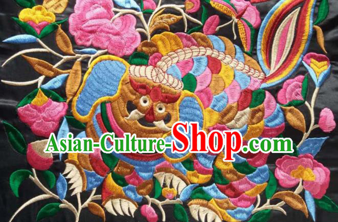 Chinese Traditional National Embroidered Kylin Applique Dress Patch Embroidery Cloth Accessories