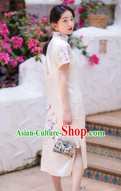 Traditional Chinese Embroidered White Silk Qipao Dress National Tang Suit Cheongsam Costume for Women