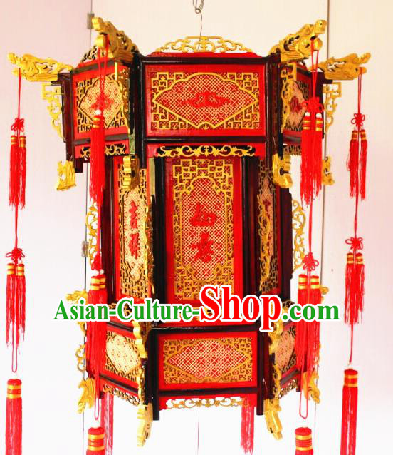Chinese Traditional New Year Carving Wood Dragon Head Palace Lantern Asian Handmade Lantern Ancient Lamp