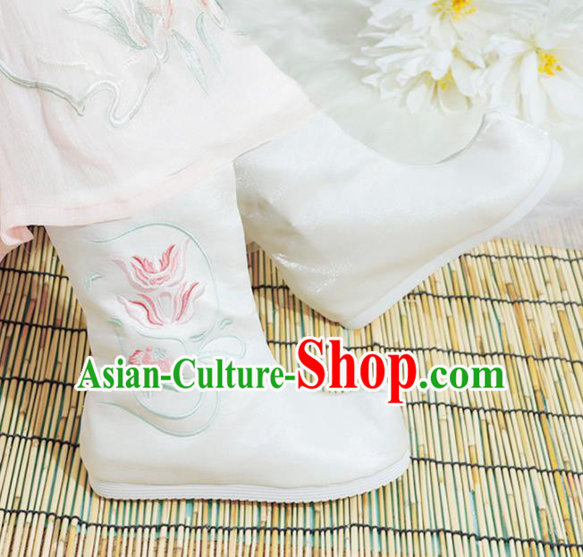 Chinese National Embroidered Flower White Boots Hanfu Shoes Traditional Princess Shoes Ancient Shoes for Women