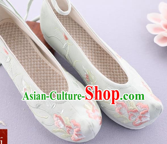 Traditional Chinese National Embroidered Green Shoes Ancient Princess Cloth Shoes Handmade Hanfu Shoes for Women