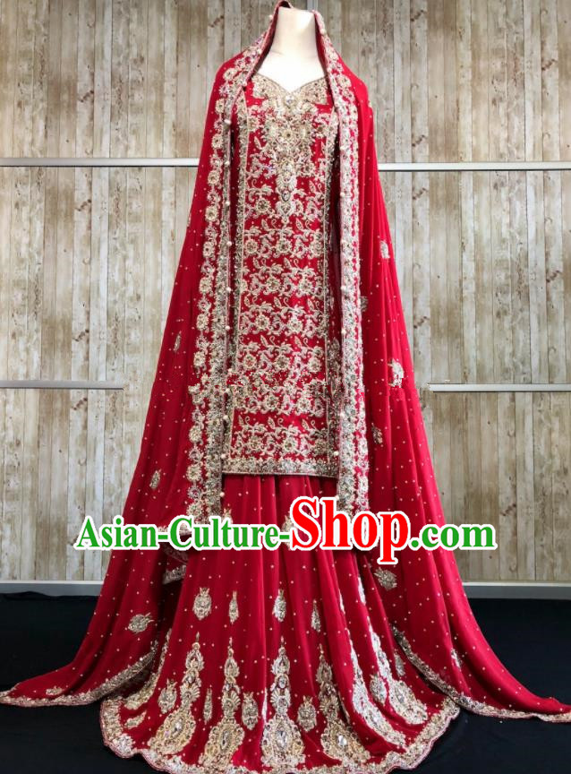 South Asia  Indian Court Bride Red Embroidered Dress Traditional   India Hui Nationality Wedding Costumes for Women