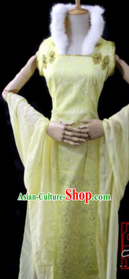 Chinese Cosplay Imperial Consort Yellow Dress Ancient Female Swordsman Knight Costume for Women