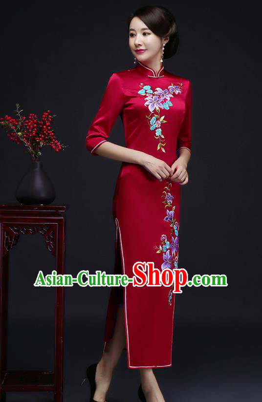 Traditional Chinese Embroidered Red Silk Cheongsam Mother Tang Suit Qipao Dress for Women