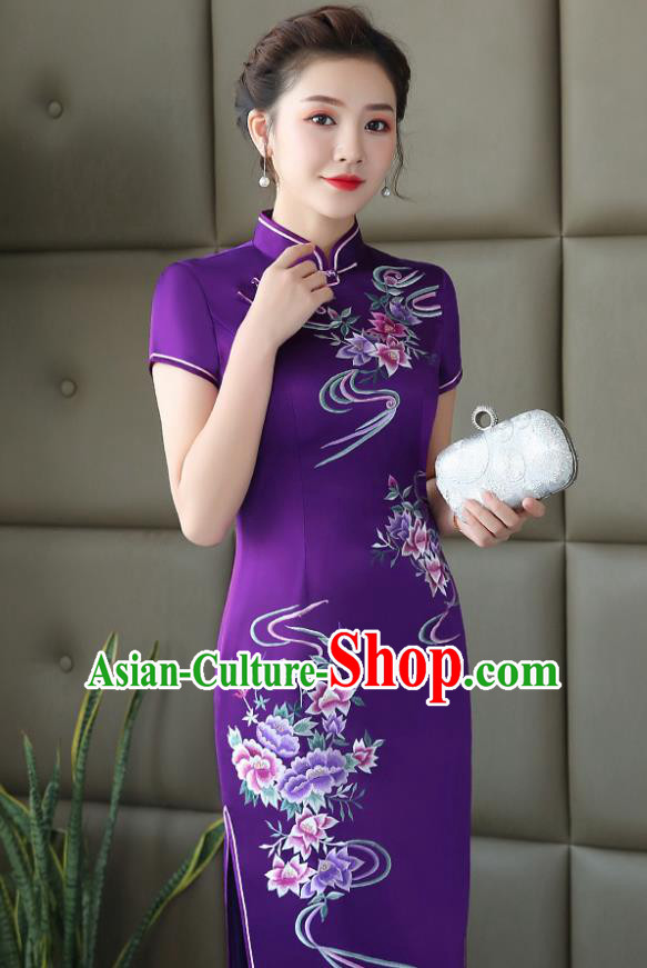 Traditional Chinese Embroidered Purple Silk Cheongsam Mother Tang Suit Qipao Dress for Women