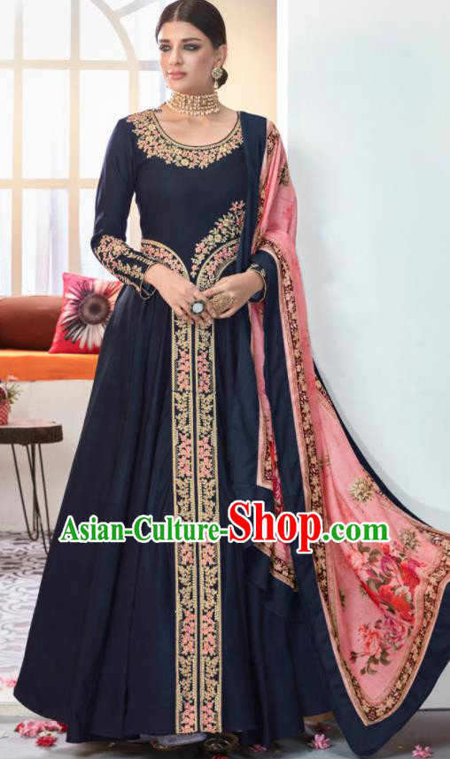 Asian Indian Festival Embroidered Navy Taffeta Dress India Bollywood Traditional Lehenga Court Costumes for Women