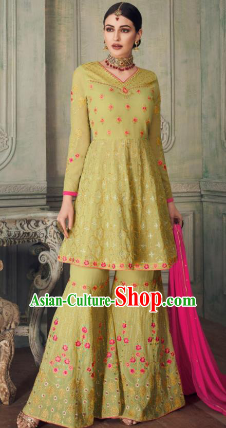 Asian Indian Punjabis Light Green Blouse and Pants India Traditional Lehenga Choli Costumes Complete Set for Women