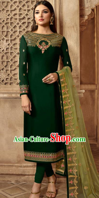 Asian Indian Traditional Embroidered Deep Green Satin Blouse and Pants India Punjabis Lehenga Choli Costumes Complete Set for Women