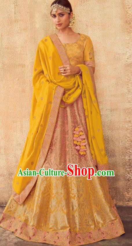 Indian Traditional Bollywood Lehenga Light Pink Banarasi Silk Dress Asian India National Festival Costumes for Women