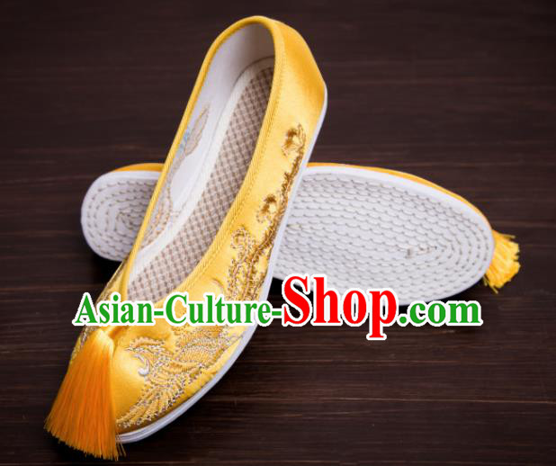 Traditional Chinese Handmade Golden Tassel Satin Shoes Hanfu Shoes Embroidered Shoes for Women