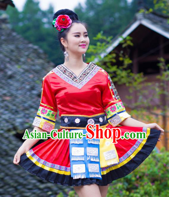 Chinese Traditional Miao Nationality Costume Hmong Ethnic Red Pleated Skirt for Women