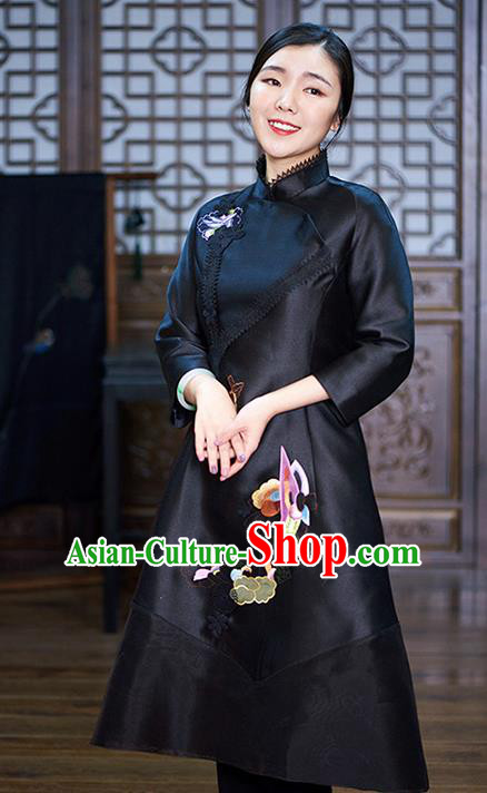 Chinese Traditional National Costume Tang Suit Silk Cheongsam Embroidered Black Qipao Dress for Women