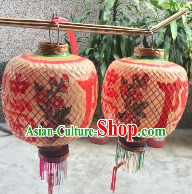 Chinese Traditional Lantern Handmade Bamboo Weaving Dragon Pattern Palace Lanterns