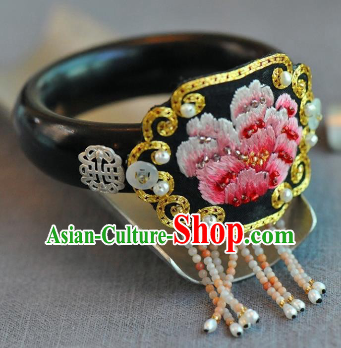 Chinese Traditional Jewelry Accessories Classical Embroidered Peony Bracelet for Women