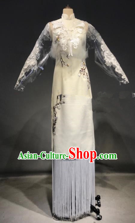 Top Grade Chinese Stage Performance White Dress Brazilian Carnival Modern Fancywork Costume for Women