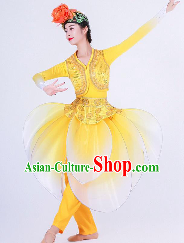 Chinese Folk Dance Yangko Stage Performance Yellow Costume Traditional Lantern Dance Clothing for Women