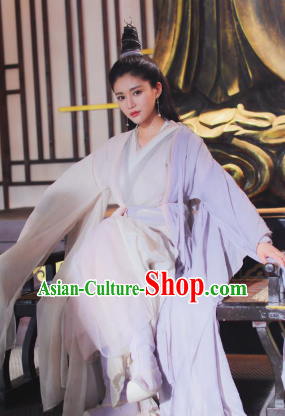 Relying on Heaven to Slaughter Dragons Chinese Ancient Swordswoman Taoist Nun Hanfu Dress and Headpiece for Women