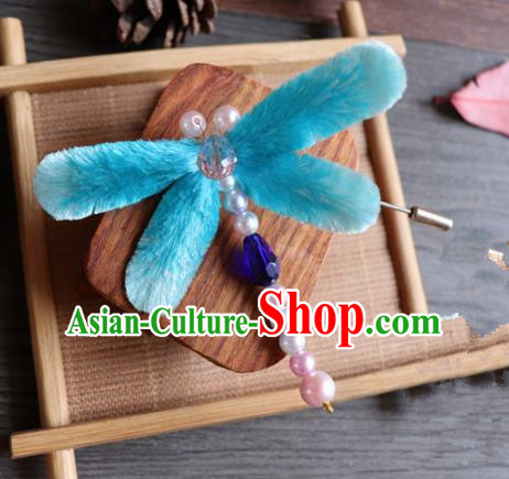 Handmade Chinese Classical Blue Velvet Butterfly Brooch Ancient Palace Breastpin for Women