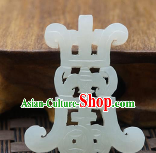 Chinese Ancient Jewelry Accessories Carving Bat Jade Pendant Traditional Handmade Jade Craft Decoration