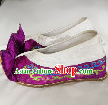 Chinese Traditional Beijing Opera Embroidered Shoes Ancient Princess Hanfu Purple Satin Shoes for Adults