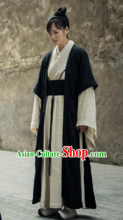 The Legend of Deification Chinese Ancient Shang Dynasty Swordswoman Historical Costume for Women