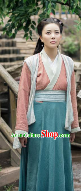 The Legend of Deification Chinese Ancient Village Women Dress Shang Dynasty Swordswoman Historical Costume
