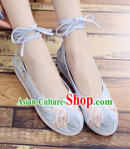 Asian Chinese National Dance Blue Cloth Shoes Embroidered Peony Shoes Traditional Hanfu Shoes for Women