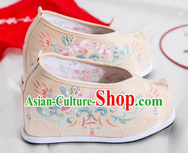 Asian Chinese Traditional Beijing Opera Embroidered Chrysanthemum Beige Shoes Ancient Princess Shoes Hanfu Shoes for Women