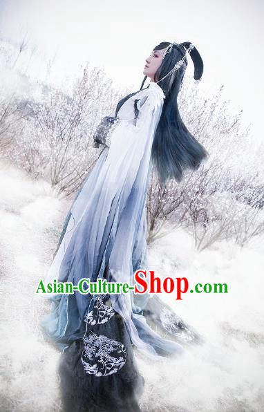 Traditional Chinese Cosplay Princess Consort White Dress Ancient Court Lady Swordswoman Costume for Women