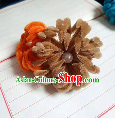Chinese Ancient Court Brown and Orange Velvet Chrysanthemum Hairpins Traditional Hanfu Handmade Hair Accessories for Women