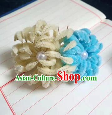 Chinese Ancient Court Yellow and Blue Velvet Chrysanthemum Hairpins Traditional Hanfu Handmade Hair Accessories for Women