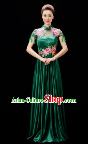 Customized Chinese Chorus Costumes Professional Modern Dance Stage Performance Green Dress for Women