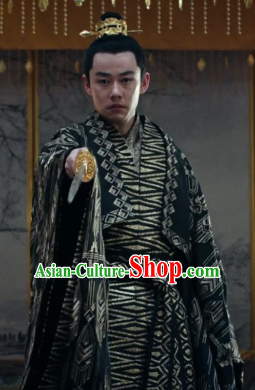 Chinese Ancient Emperor of Yin Empire Historical Drama Novoland Eagle Flag Bai Luyan Replica Costumes and Headpiece for Men