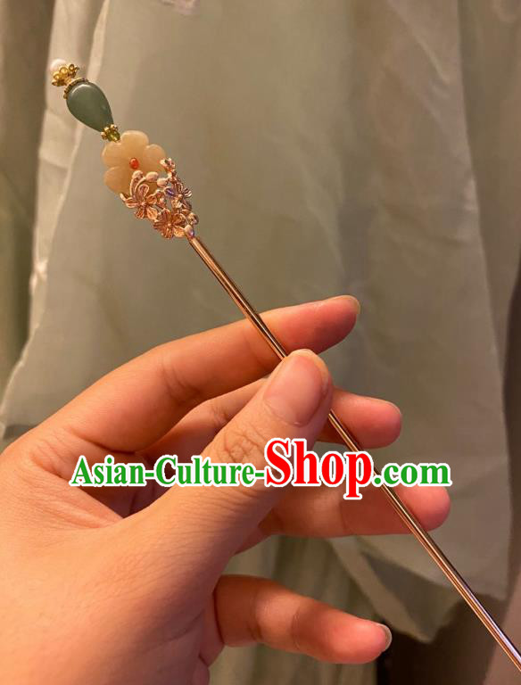Chinese Ancient Court Empress Golden Flower Hairpin Handmade Hanfu Hair Accessories Chrysoprase Hair Clip