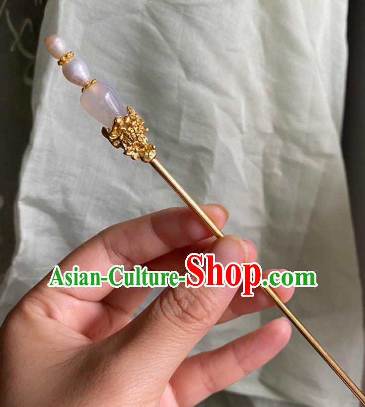 Chinese Ancient Court Empress Pink Chalcedony Hairpin Handmade Hanfu Hair Accessories Pearls Golden Hair Clip