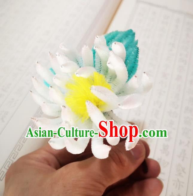 Chinese Ancient Princess White Velvet Hairpins Hair Accessories Handmade Qing Dynasty Court Chrysanthemum Hair Stick