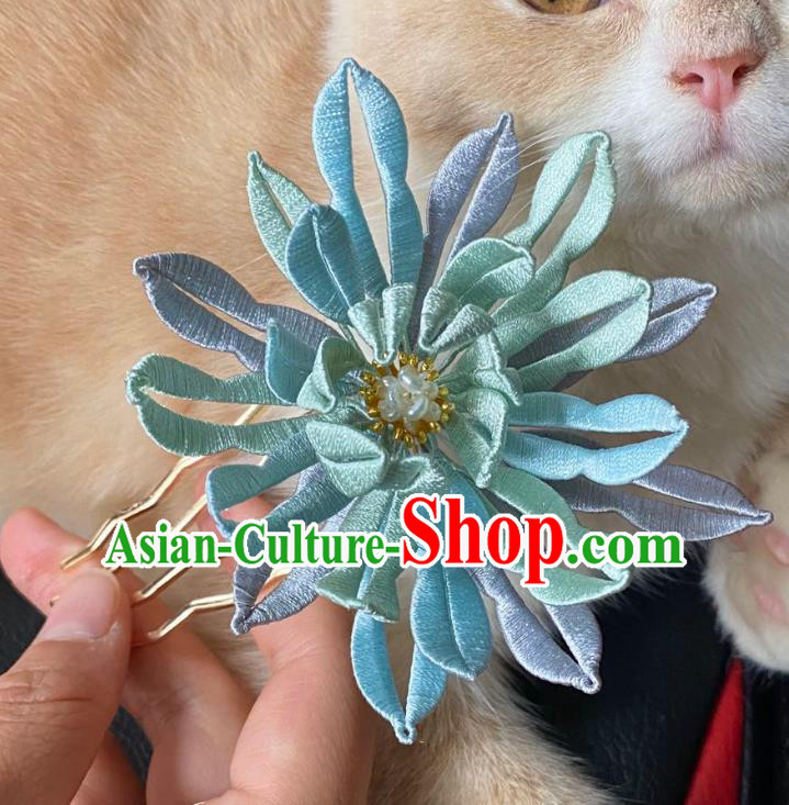 Chinese Ancient Palace Lady Hairpins Hair Accessories Handmade Tang Dynasty Blue Silk Chrysanthemum Hair Comb