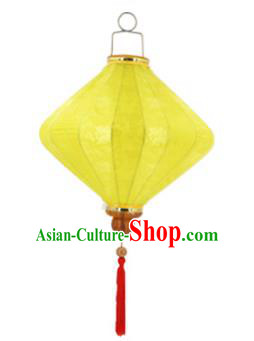 Chinese Traditional Yellow Silk Palace Lanterns Handmade Hanging Lantern New Year Classical Diamond Lamp