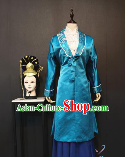 China Traditional Ancient Ming Dynasty Noble Women Costume Drama The Dream of Red Mansions Dame Wang Blue Outfits and Headpieces