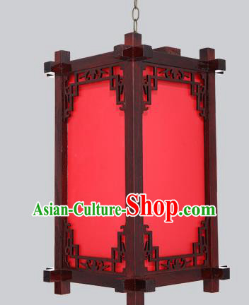 China Handmade Red Imitation Sheepskin Lanterns Wood Lantern Outdoor Lamp Palace Lantern